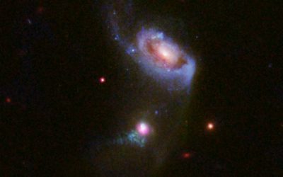 Un trou noir supermassif à 900 millions d’années-lumière 🌠